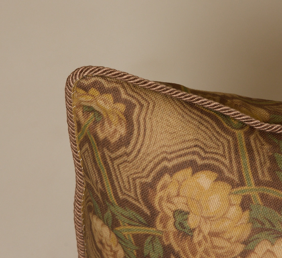 THE CHRYSANTHEMUM PILLOW