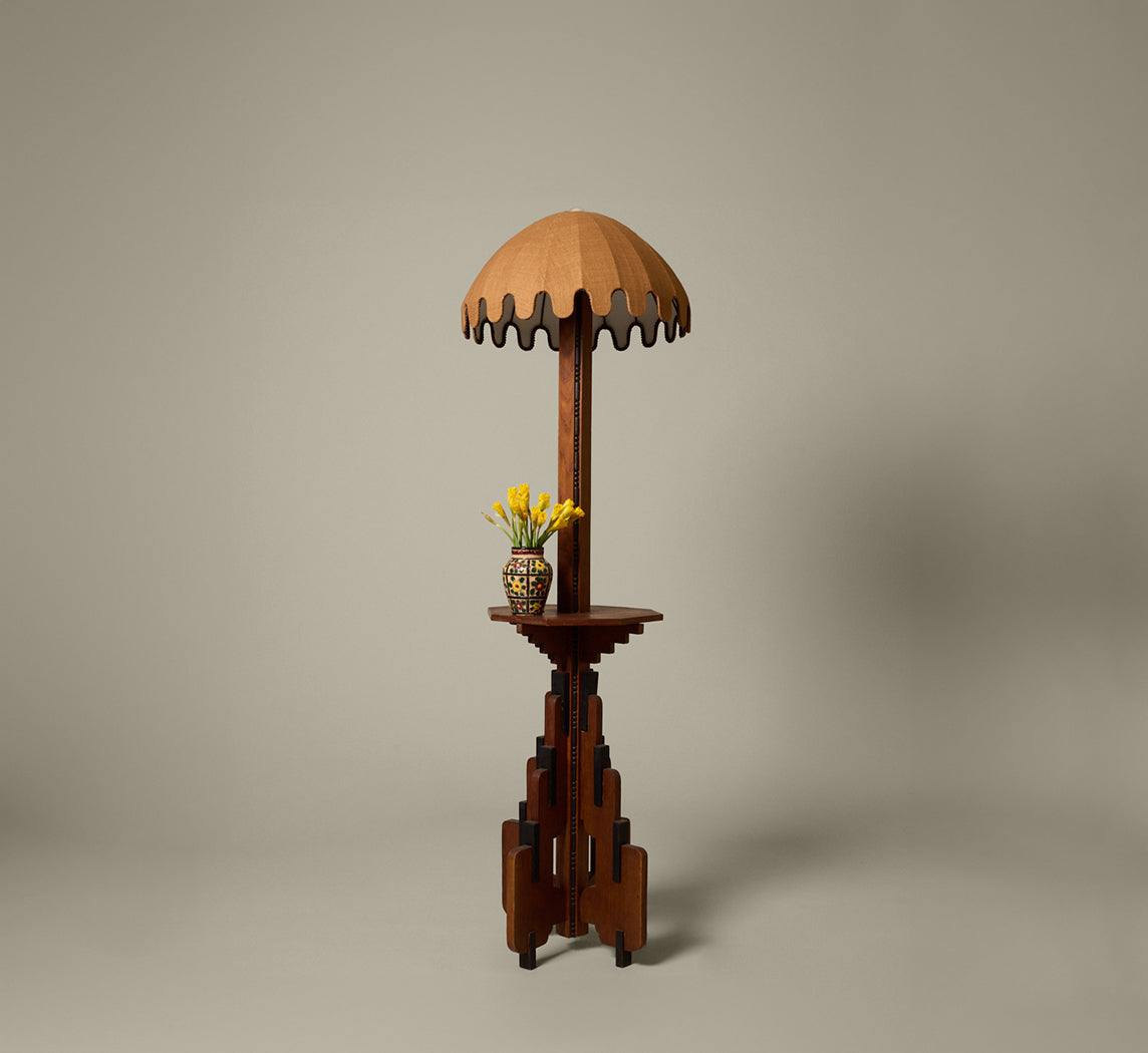 1920S AMSTERDAM SCHOOL FLOOR LAMP BY P.E.L. IZEREN