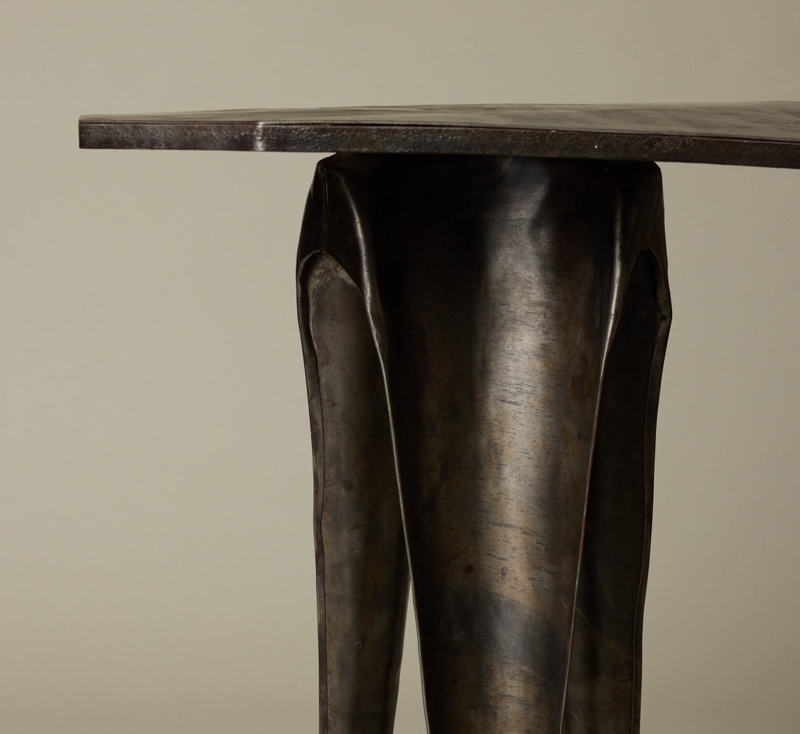 INDUSTRIAL LAMP TABLE