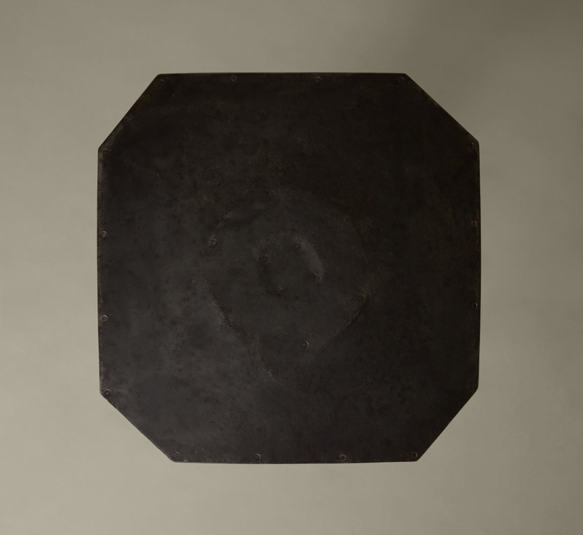 INDUSTRIAL LAMP TABLE