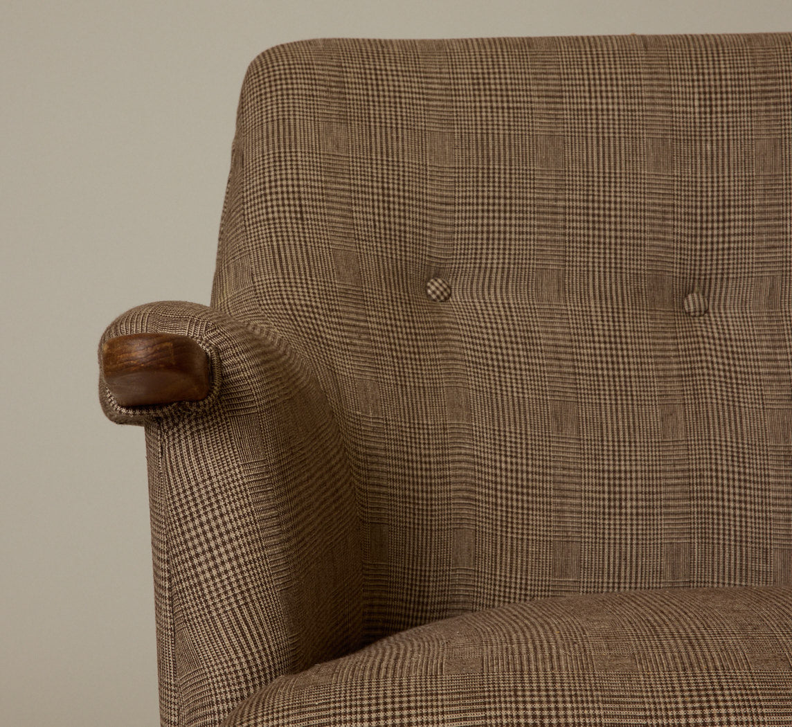 1950S KURT OLSEN STYLE DANISH TEAK SOFA