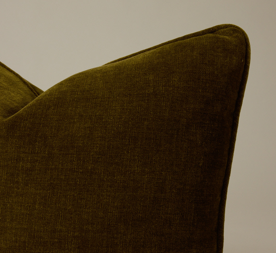 THE GREEN CHENILLE PILLOW