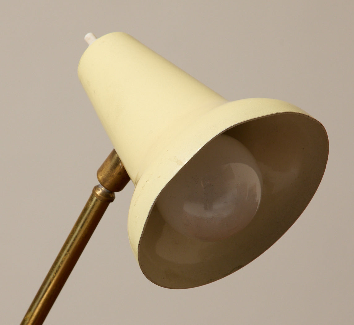 MID-CENTURY ITALIAN BRASS & EGGSHELL TRIPOD LAMP