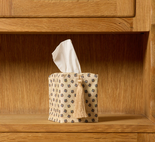 PIERCE & WARD BLUE ACORN TISSUE BOX COVER