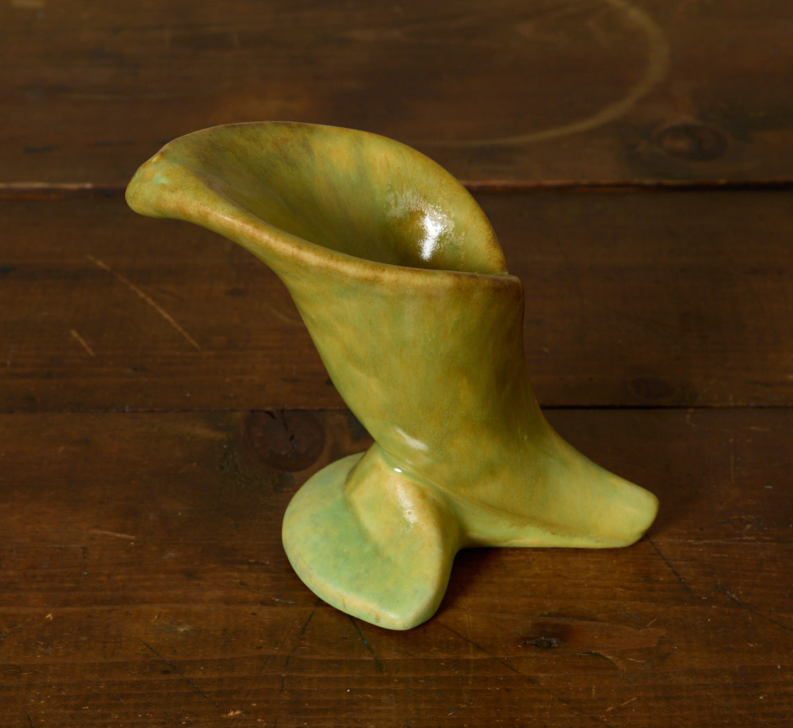 PAIR OF VINTAGE CALA LILY CANDLESTICK HOLDERS