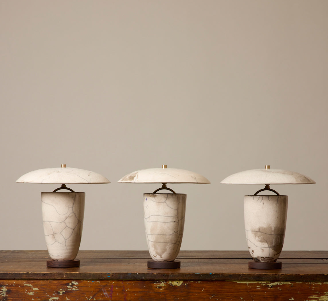RAKU ATOMIC TABLE LAMP IN LUNA