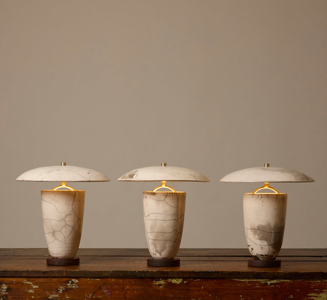 RAKU ATOMIC TABLE LAMP IN LUNA