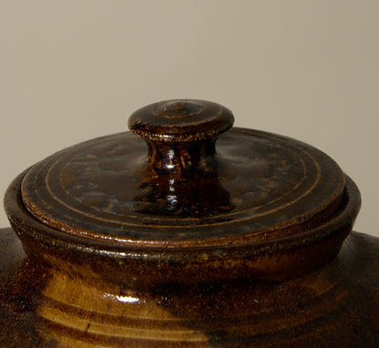 EARTHENWARE FOLK ART SWIRL VESSEL WITH LID III