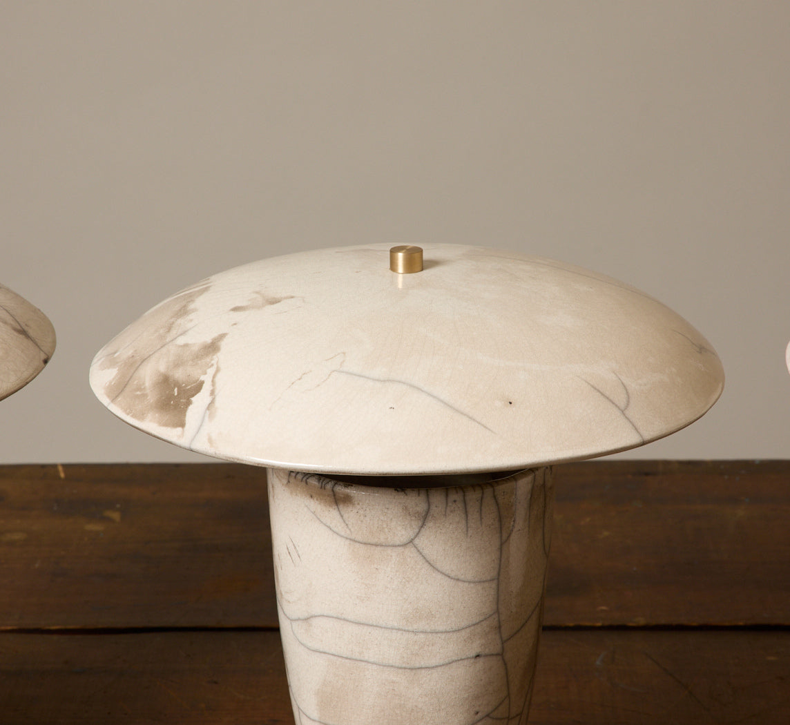 RAKU ATOMIC TABLE LAMP IN LUNA