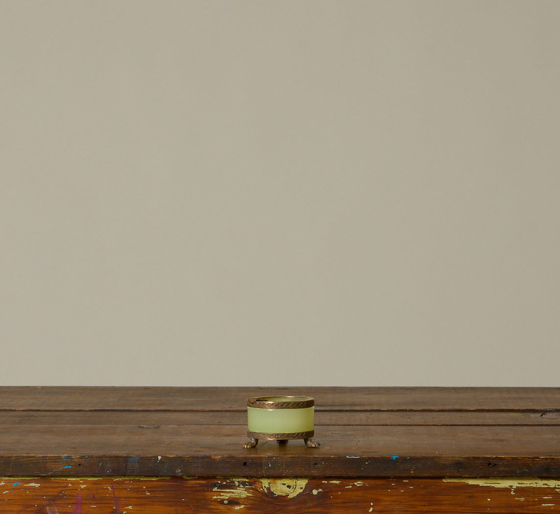 1940S BRASS FOOTED OPALINE ASHTRAY