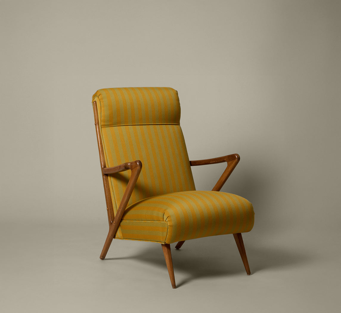 PAIR OF 1950S ITALIAN SCULPTURAL WALNUT UPHOLSTERED LOUNGE CHAIRS IN MAHARAM STRIPE