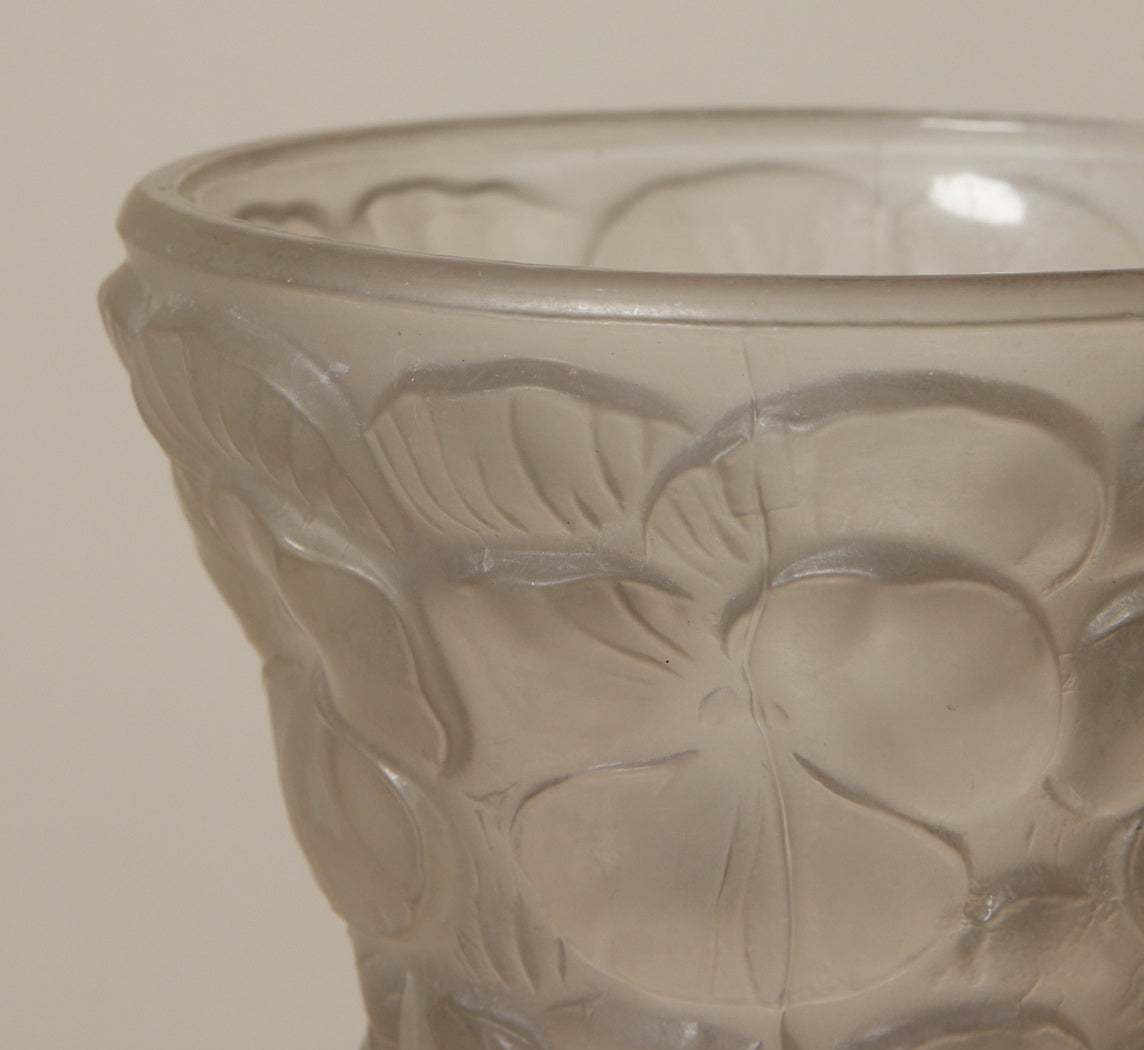 1930S ART DECO FLOWER GLASS VASE