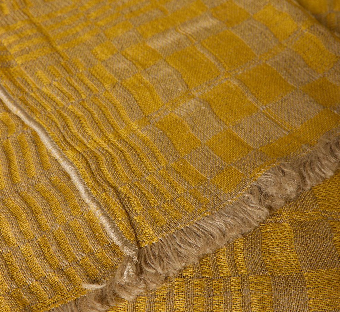 OPTICAL TABLECLOTH