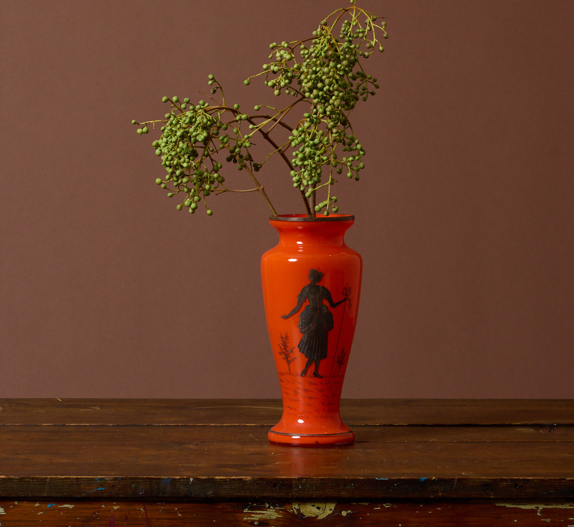 1930S CLASSICAL SILHOUETTE TANGO GLASS VASE
