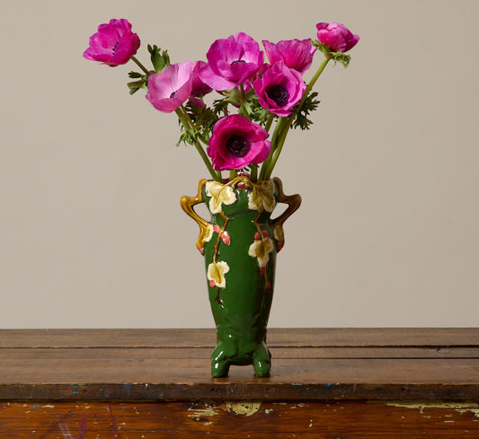 FRENCH ART NOUVEAU BARBOTINE FOOTED FLORAL VASE, C. 1910
