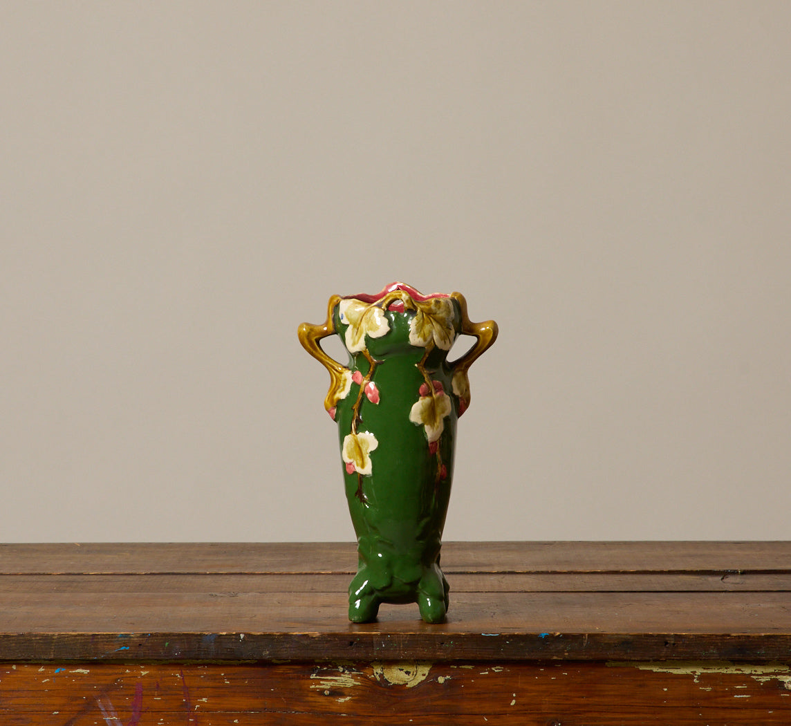 FRENCH ART NOUVEAU BARBOTINE FOOTED FLORAL VASE, C. 1910