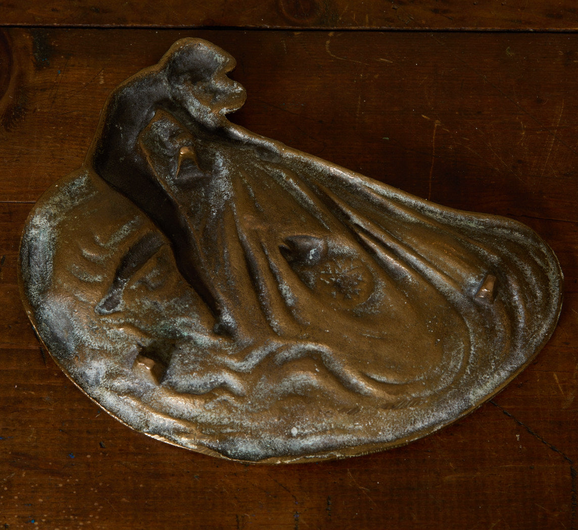 1920S FRENCH ART NOUVEAU "NYMPH WITH FISH" BRONZE PIN TRAY