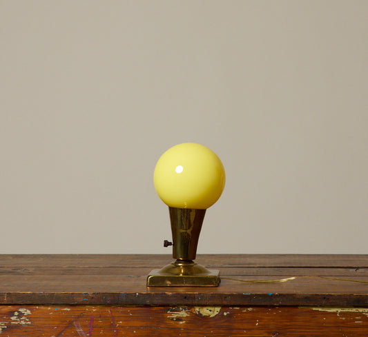 MID CENTURY ORB TABLE LAMP WITH BRASS BASE