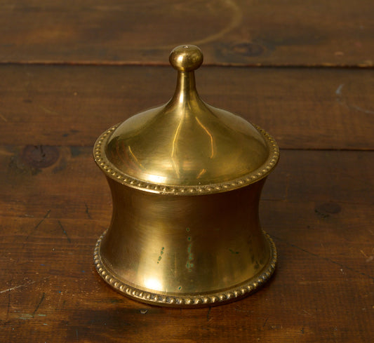 1960S PETITE BRASS TRINKET BOX