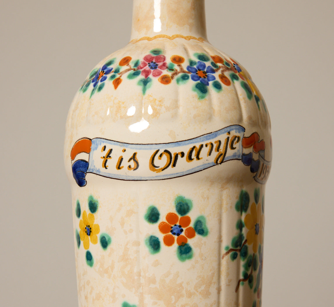 1930S DUTCH HAND PAINTED CERAMIC BOTTLE