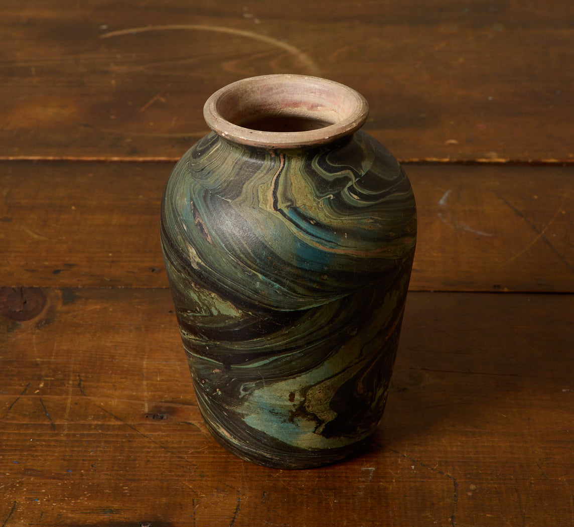 19TH CENTURY ENGLISH BLUE AGATEWARE VASE