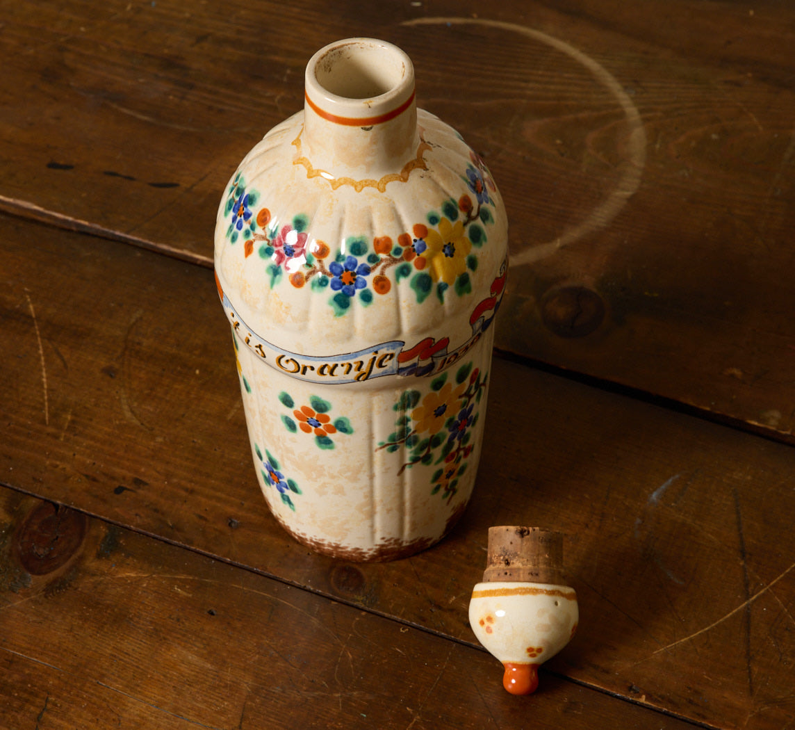1930S DUTCH HAND PAINTED CERAMIC BOTTLE