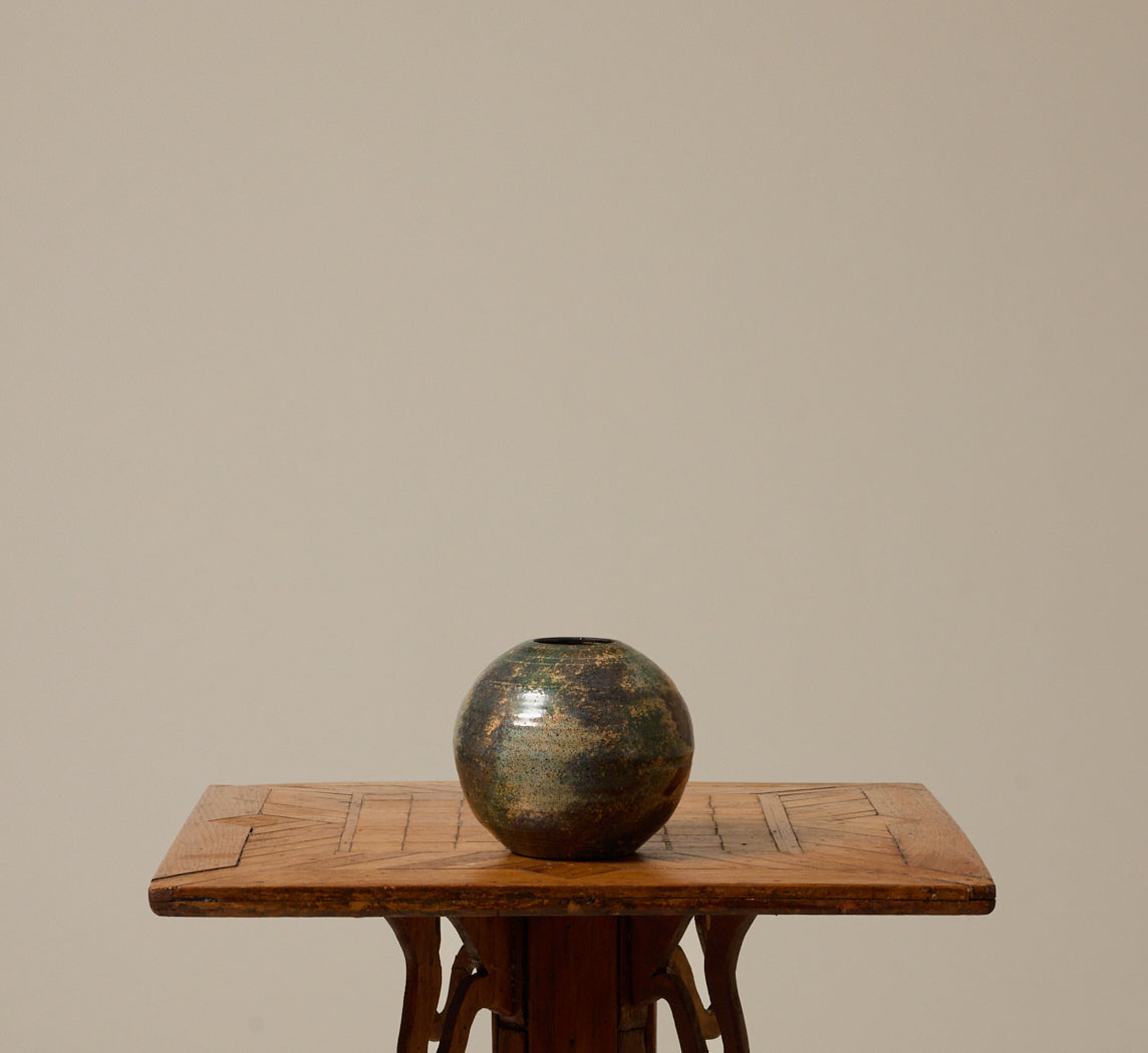 VINTAGE PINE CONE SPHERE EARTHENWARE VASE