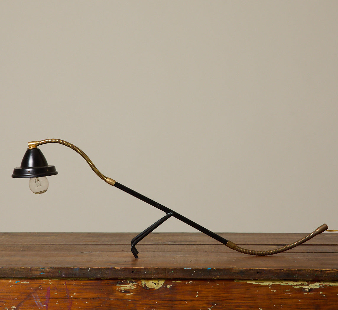 1950S ITALIAN GOOSENECK TRIPOD TABLE LAMP ATTR. TO GINO SARFATTI