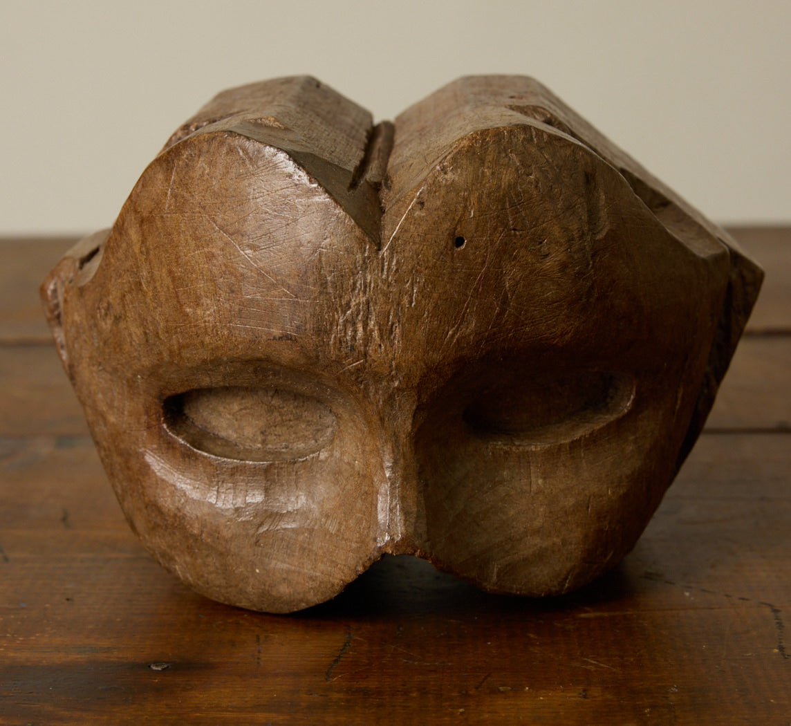 CARVED WOODEN MASQUERADE MASK