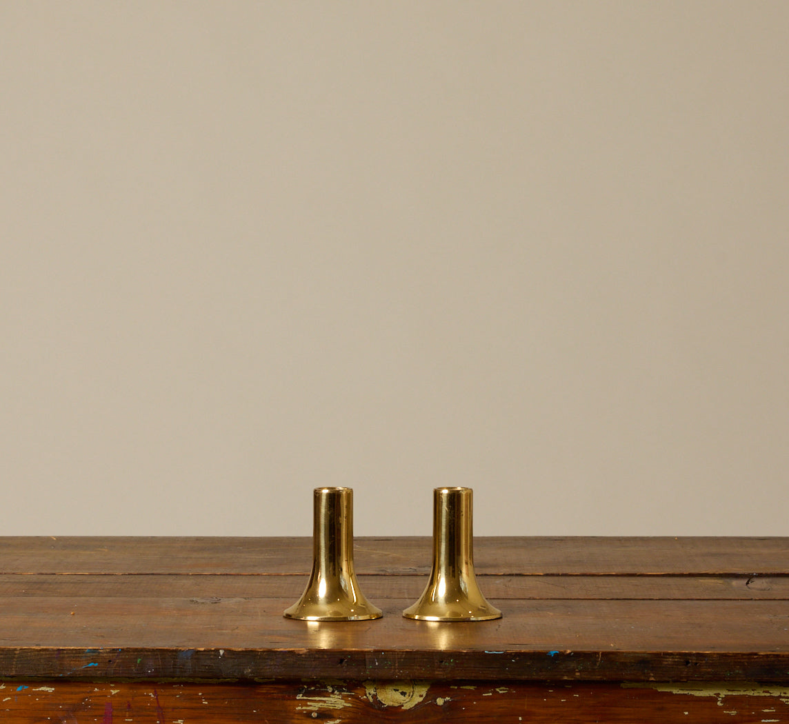 PAIR OF VINTAGE SOLID BRASS CANDLESTICK HOLDERS