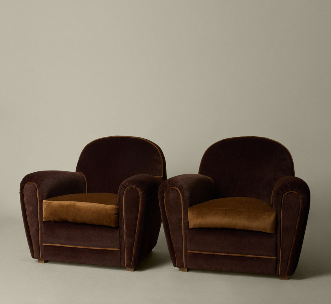PAIR OF FRENCH CLUB CHAIRS IN BROWN AND CARAMEL MOHAIR