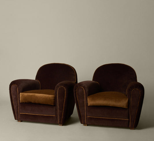 PAIR OF FRENCH CLUB CHAIRS IN BROWN AND CARAMEL MOHAIR