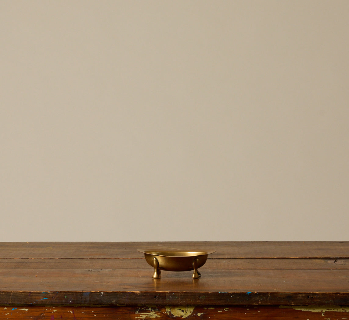 VINTAGE CLAWFOOT BRASS TRINKET DISH