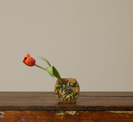 VINTAGE PERSIAN IZNIK VASE WITH BLUE FLOWER