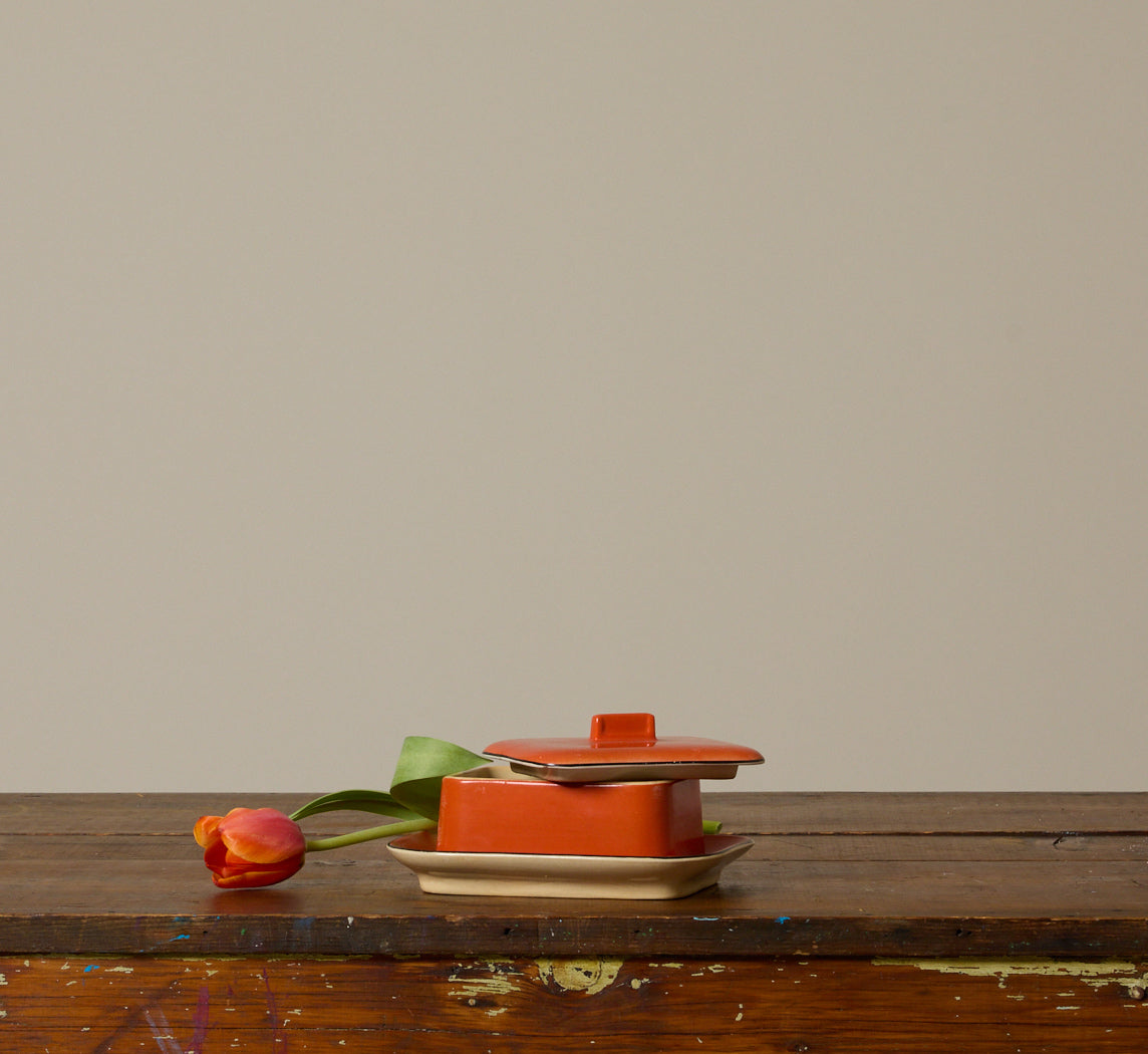 ART DECO BELGIAN VERMILLION CERAMIC DISH