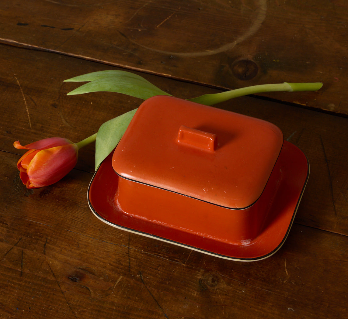 ART DECO BELGIAN VERMILLION CERAMIC DISH
