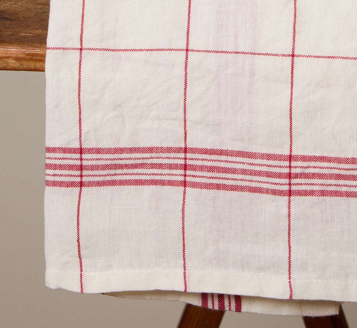 CHARVET FRENCH LINEN TEA TOWEL IN ROUGE