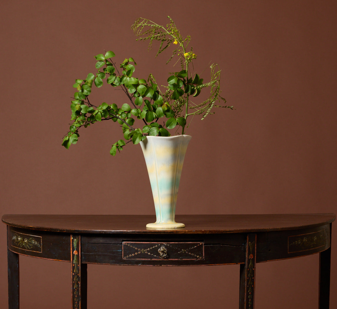 1930S ART DECO OMBRE GLAZED EARTHENWARE VASE