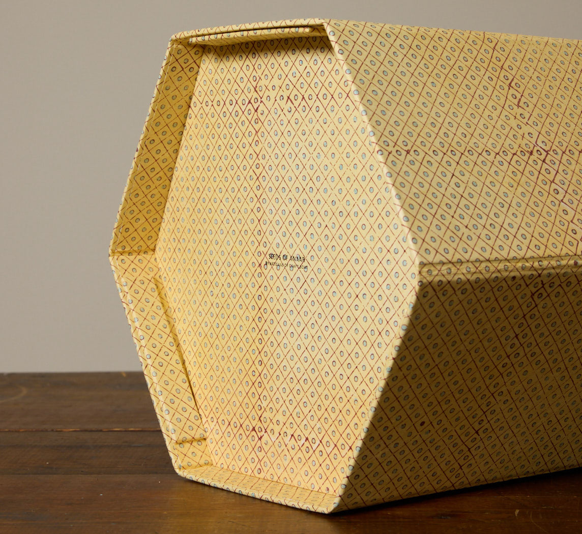 BLOCK PRINTED DOT & GRID HEXAGON COLLAPSIBLE BASKET IN DESERT