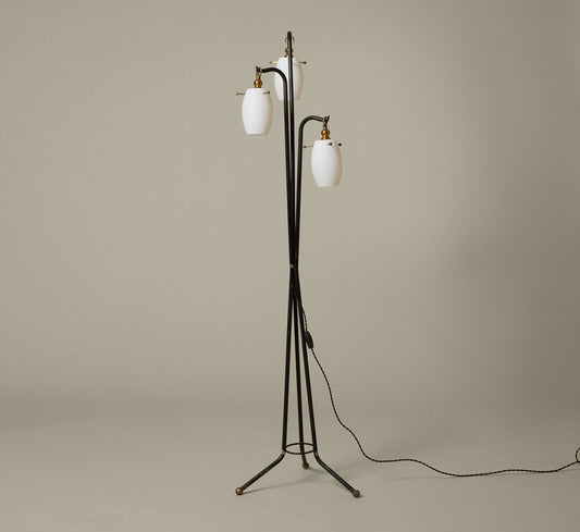 1950S ITALIAN STILNOVO OPALINE GLASS FLOOR LAMP