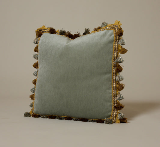 THE YEATS PILLOW