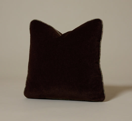THE ROSSETTI TRIM PILLOW