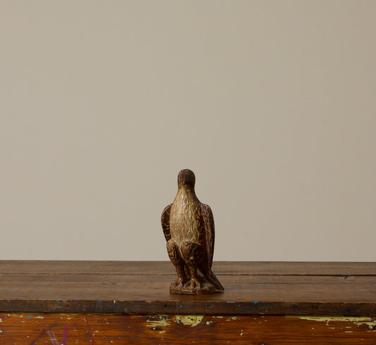 EARLY 20TH CENTURY AMERICAN CARVED WOODEN HAWK