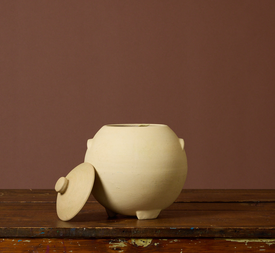 1940S ECRU STONEWARE ORB JAR