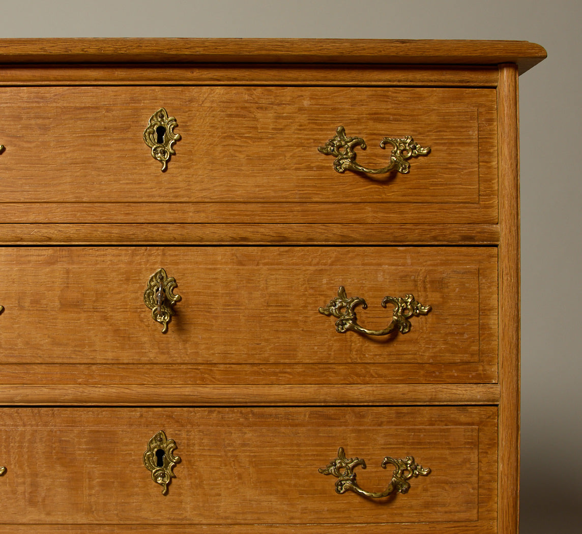 MANNER OF KJAERNULF DANISH OAK CHEST, C. 1970'S