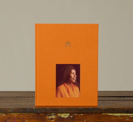 ALICE COLTRANE, MONUMENT ETERNAL BOOK