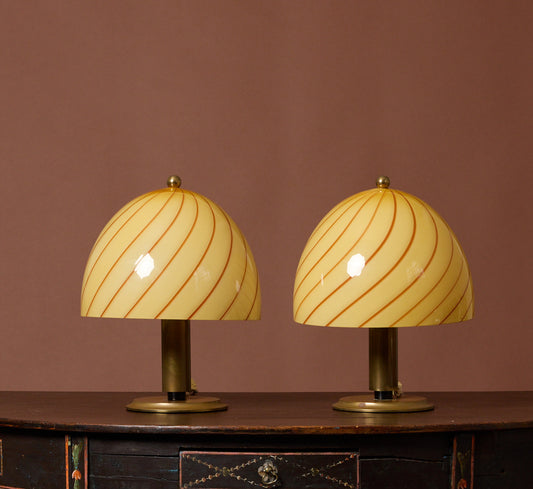 PAIR OF 1970S ITALIAN MURANO GLASS MUSHROOM LAMPS