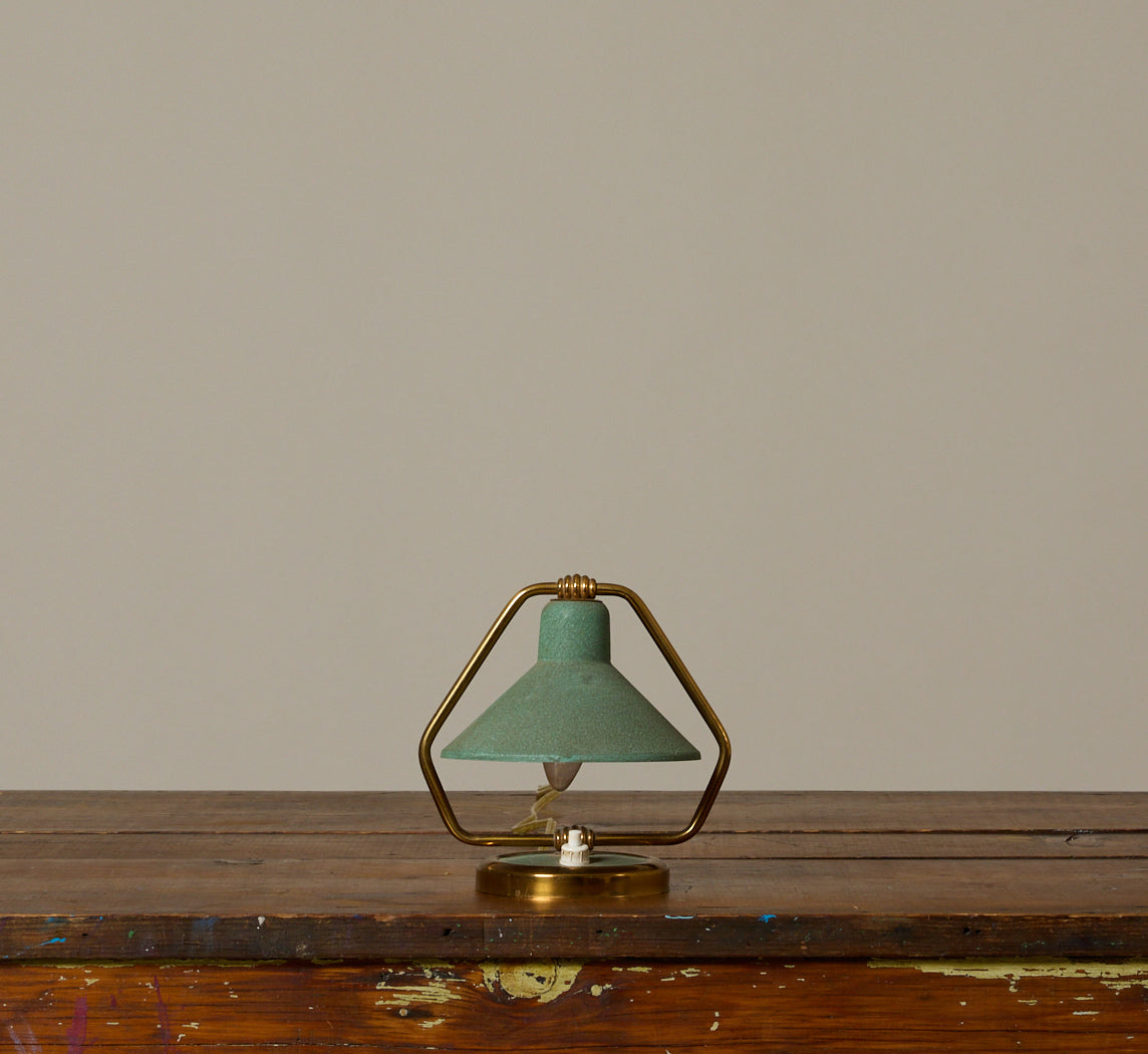 1950S FRENCH MID-CENTURY BRASS AND ENAMEL TABLE LAMP