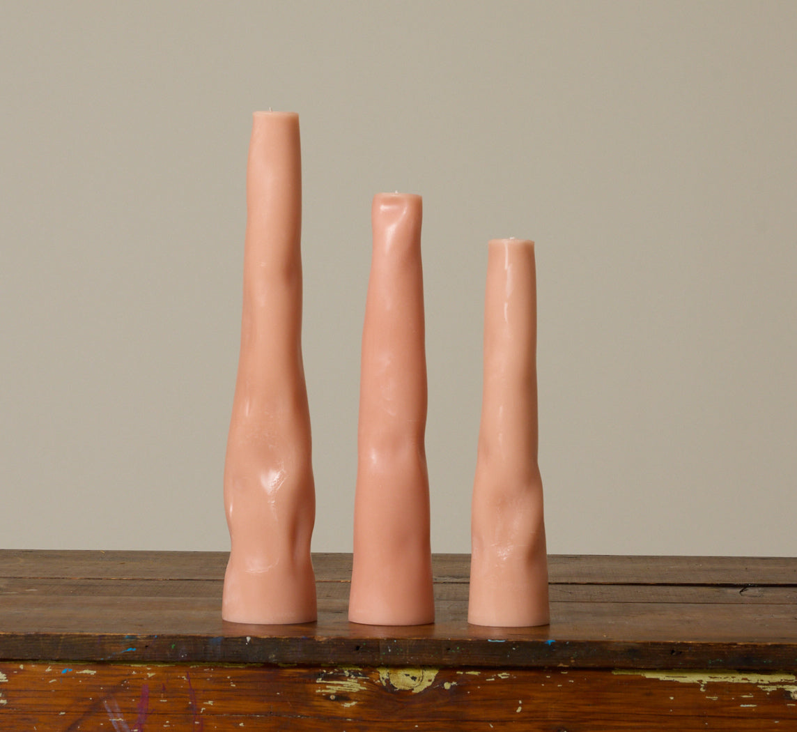 HANDS WOBBLE CANDLE SET IN BLUSH