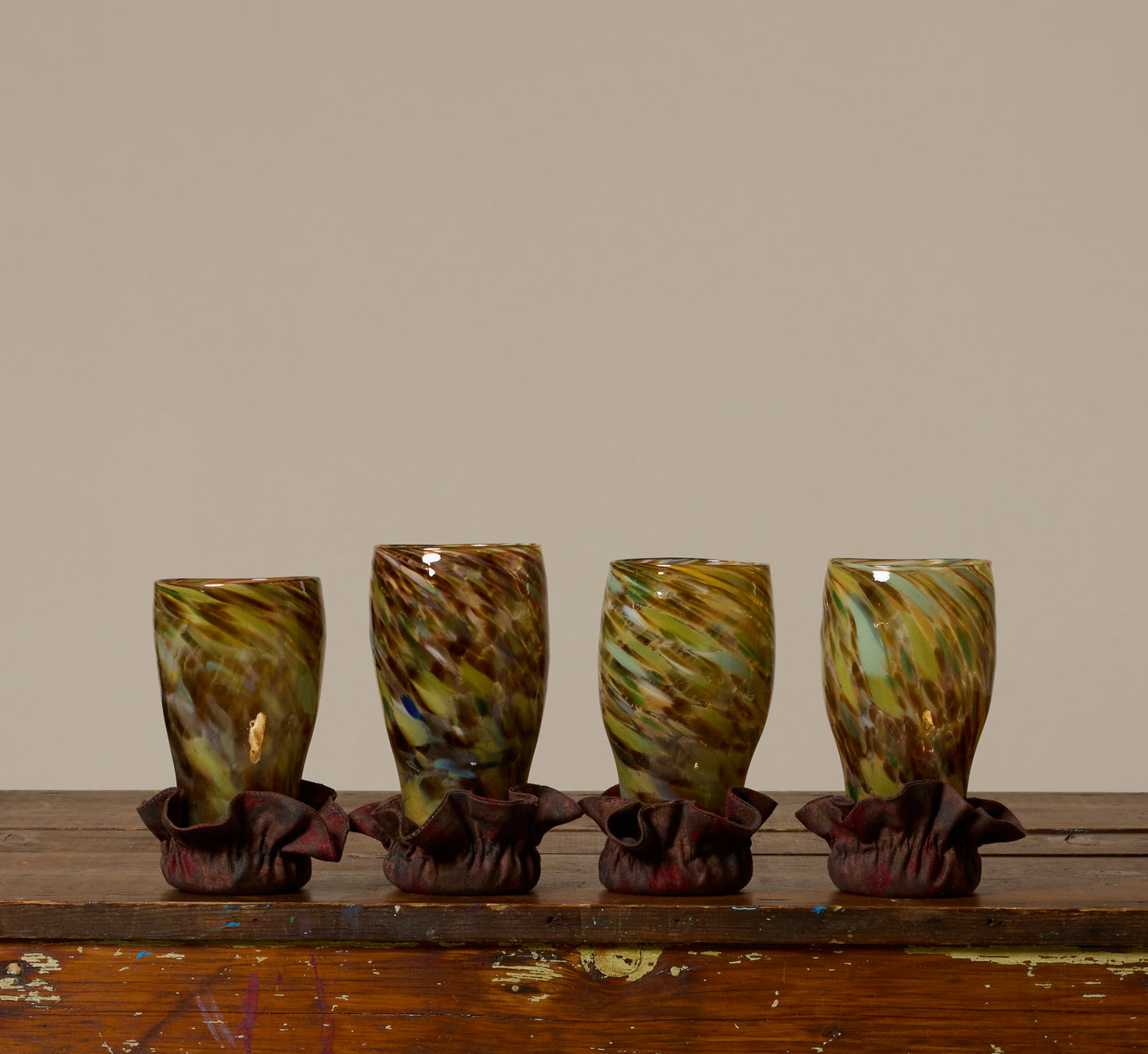 PIERCE AND WARD GLASS SLIPPER COASTER IN TWIGGY BROWN FLORAL